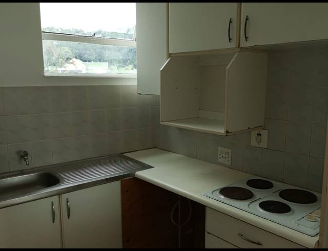 2 BEDROOM FLAT FOR SALE IN WINDERMERE